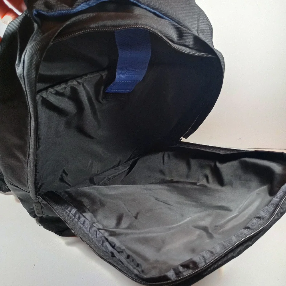 ASUS Laptop Backpack One Size Black Excellent Slim Padded Tech Commuter Bag